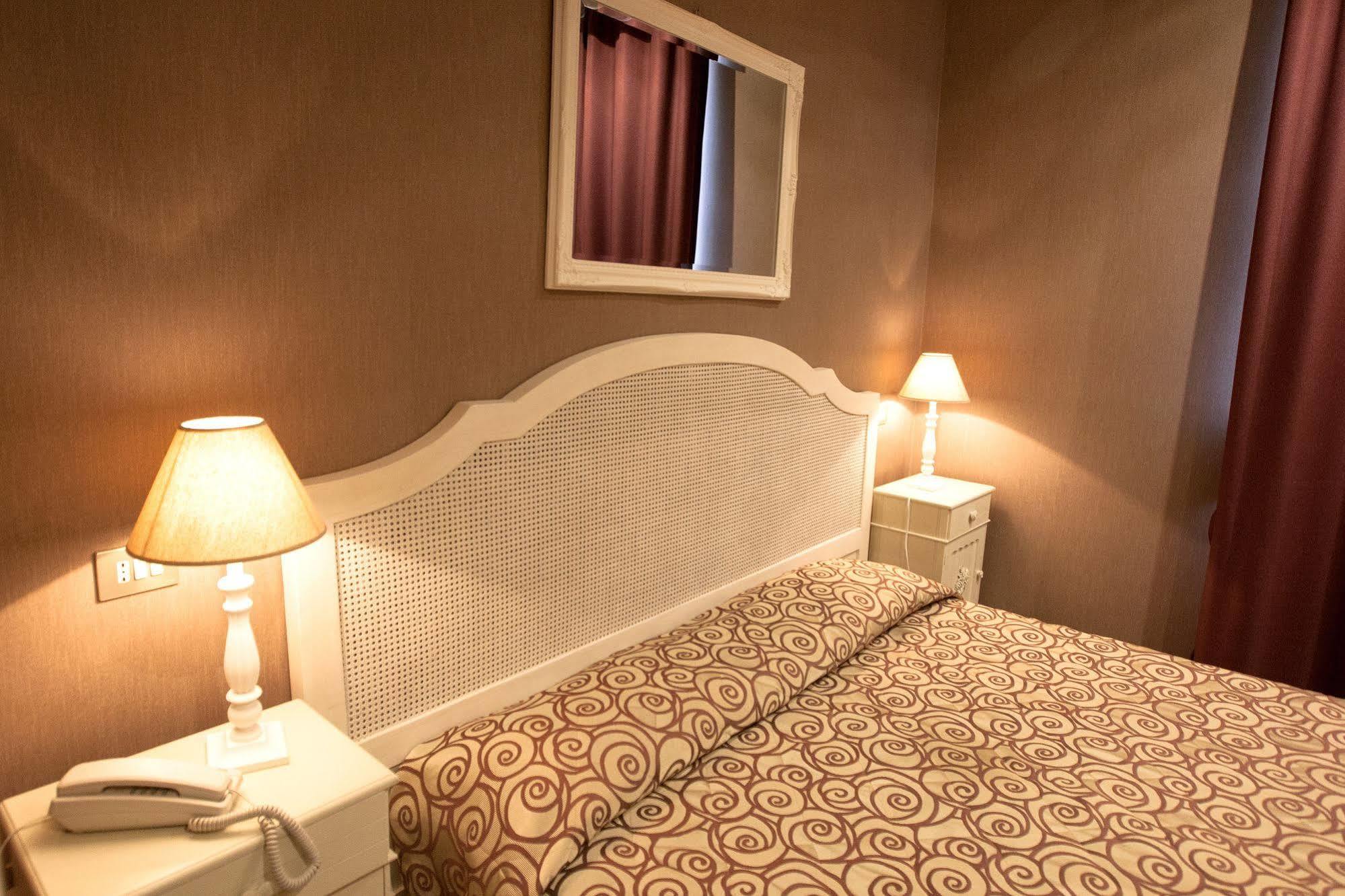 Hotel Gerber Róma Kültér fotó