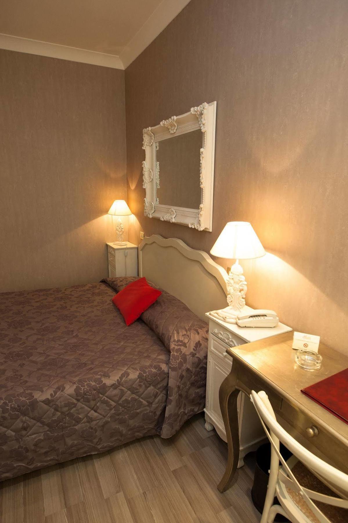 Hotel Gerber Róma Kültér fotó